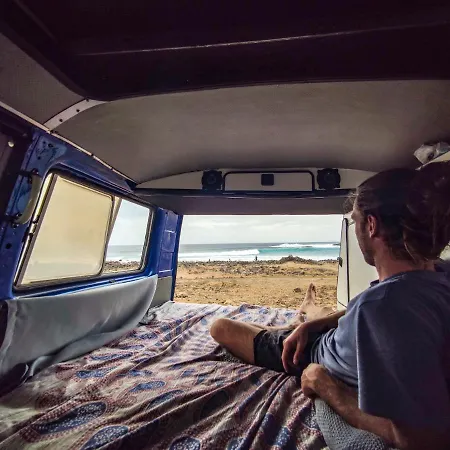 Camper Vans - Vicky Von Bluevan 럭셔리텐트 파마라